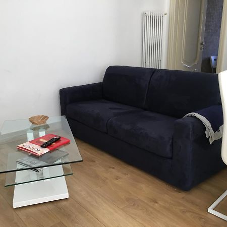 Rome Accomodation Рим Экстерьер фото